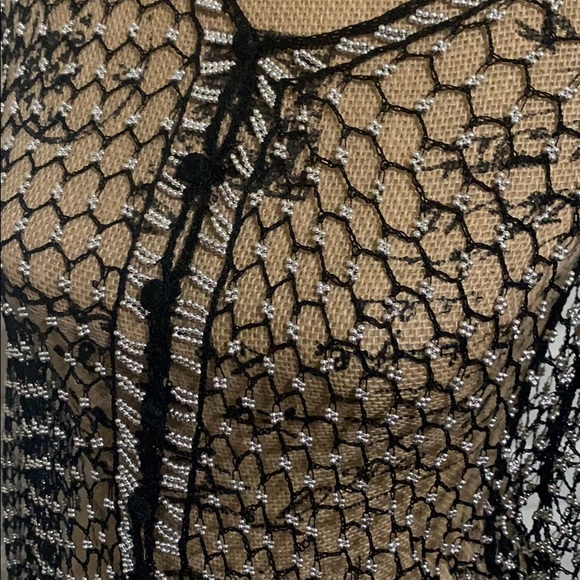 Top - Picture 2 of 2